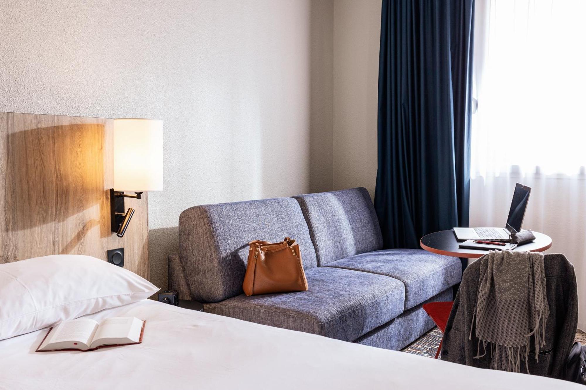 ホテル Ibis Styles Toulouse Lavaur エクステリア 写真