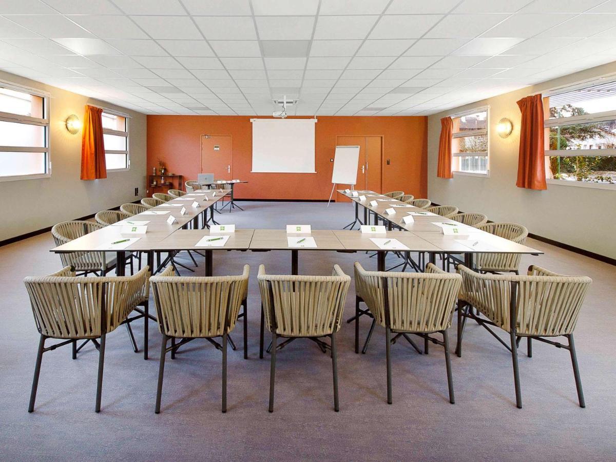 ホテル Ibis Styles Toulouse Lavaur エクステリア 写真